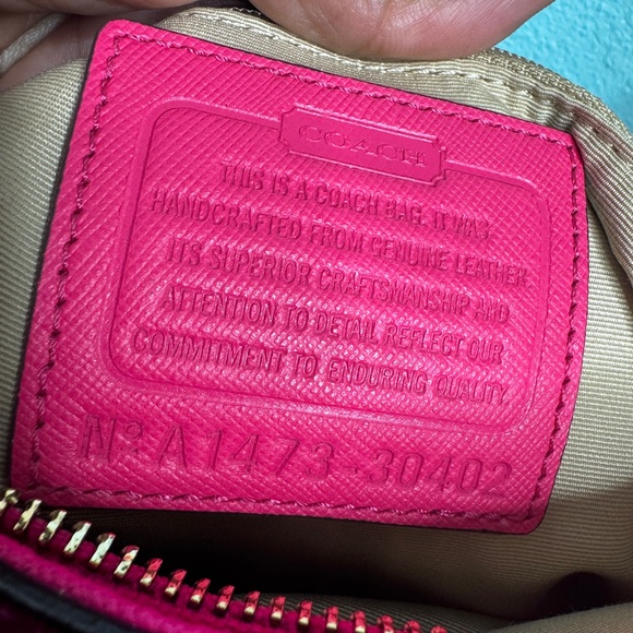 Coach Crossbody Bag - Picture 8 of 17